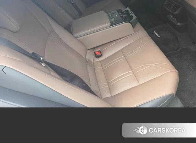 Lexus ES300h 7th generation 2022 Белый из Кореи, фото 6