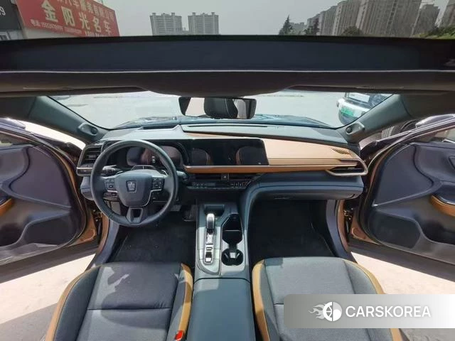 Toyota Crown SportCross 2024 Коричневый из Китая, фото 6