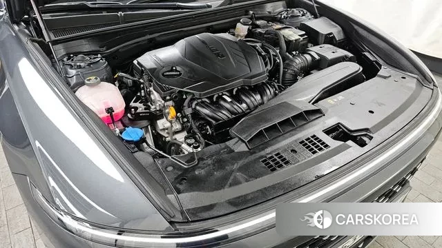 Hyundai Grandeur (GN7) id 3620117 из Кореи 16