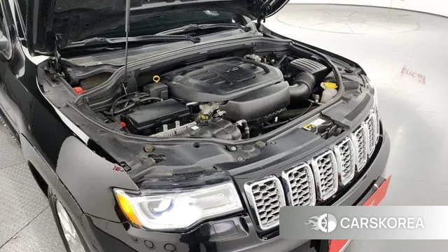 Jeep Grand Cherokee id 3128974 из Кореи 16