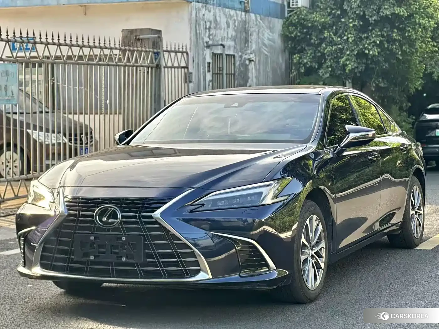 Lexus ES 2025 Черный из Китая, фото 6