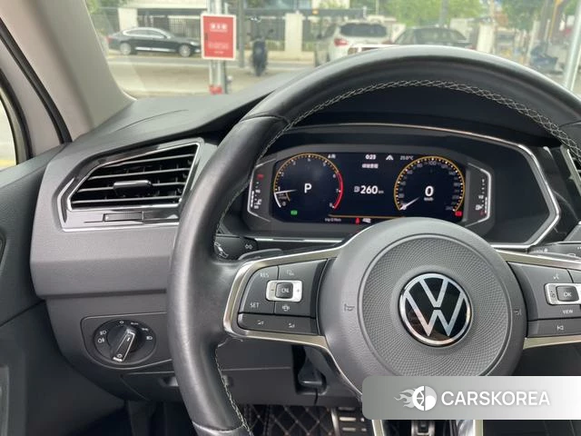 Volkswagen Tiguan L id 4366008 из Китая 20