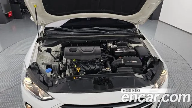 Hyundai Avante AD id 2876663 из Кореи 16