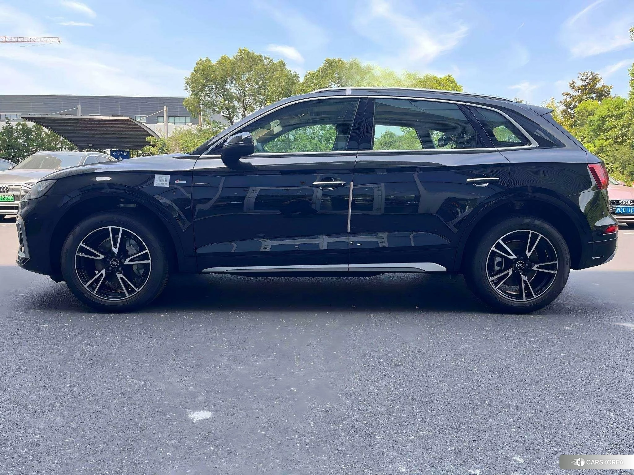 Audi Q5L 2023 Черный из Китая, фото 5