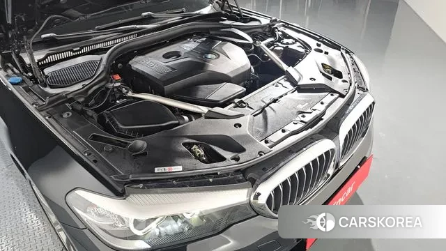 BMW 5 Series (G30) id 3515007 из Кореи 16