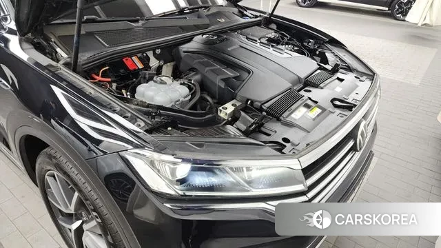 Volkswagen Touareg 3rd generation id 3535322 из Кореи 16