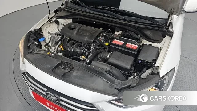 Hyundai Avante AD id 3709283 из Кореи 16