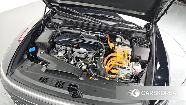 Hyundai Grandeur Hybrid (GN7) id 3218151 из Кореи 16