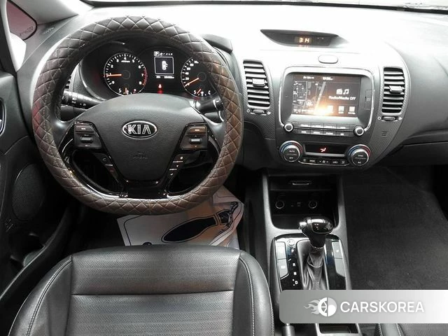 Kia The New K3 id 4865551 из Кореи 16
