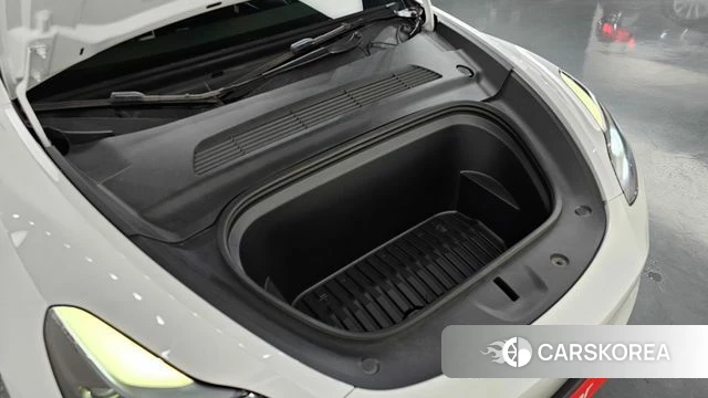 Tesla Model Y id 4711020 из Кореи 31
