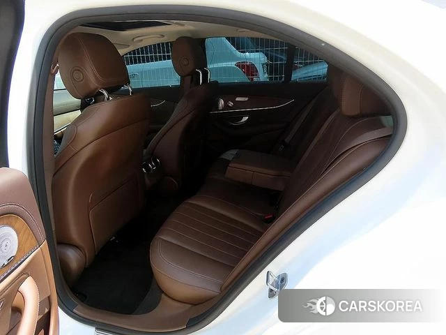 Mercedes-Benz E-Class W213 id 4477446 из Кореи 16