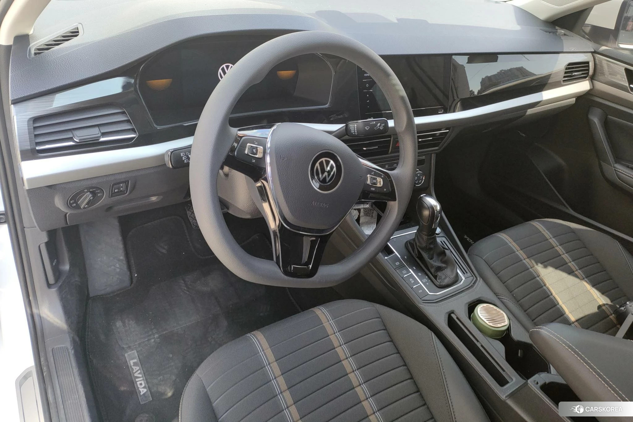 Volkswagen Lavida id 4452240 из Китая 13