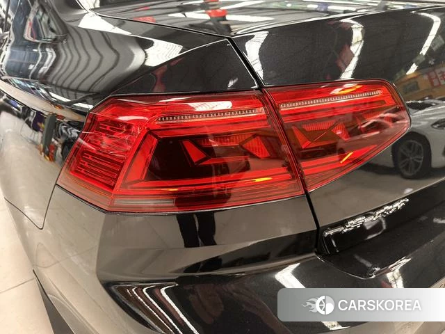 Volkswagen Magotan id 4271525 из Китая 18