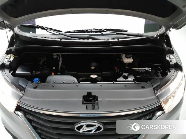 Hyundai The New Grand Starex id 4930915 из Кореи 16