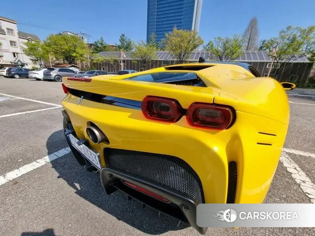 Ferrari SF90 Stradale id 3370923 из Кореи 16