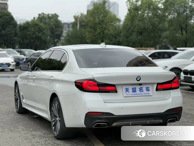 BMW 5 series 2023 Белый из Китая, фото 6