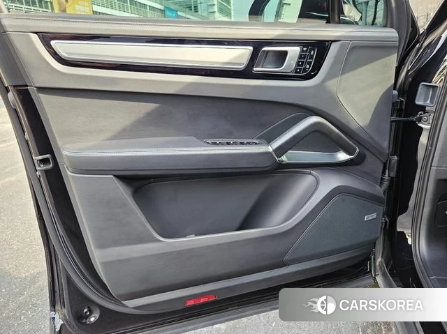 Porsche Cayenne (PO536) id 3807416 из Кореи 16