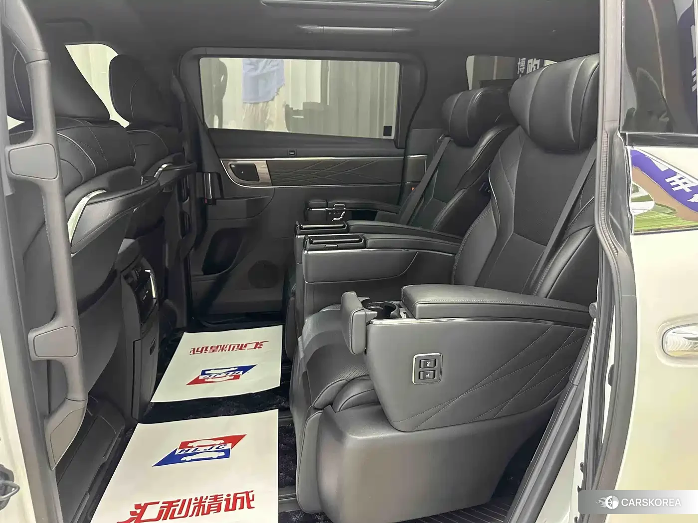 Toyota Elfa id 4649406 из Китая 16