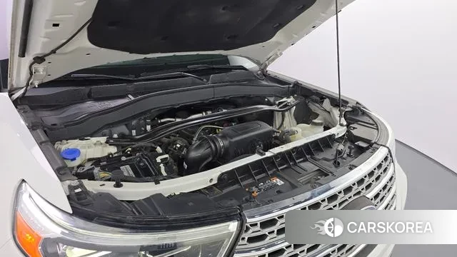 Ford Explorer 6th Generation id 3232636 из Кореи 16