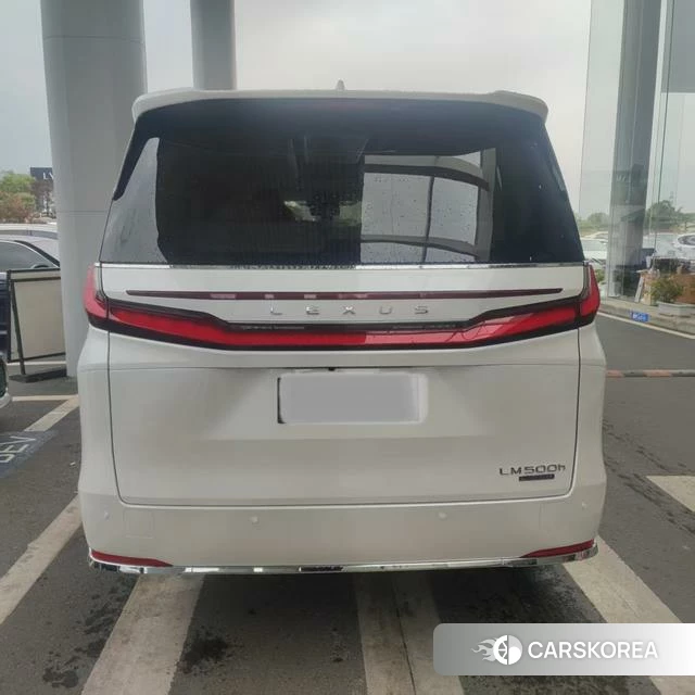 Lexus LM id 4275883 из Китая 13