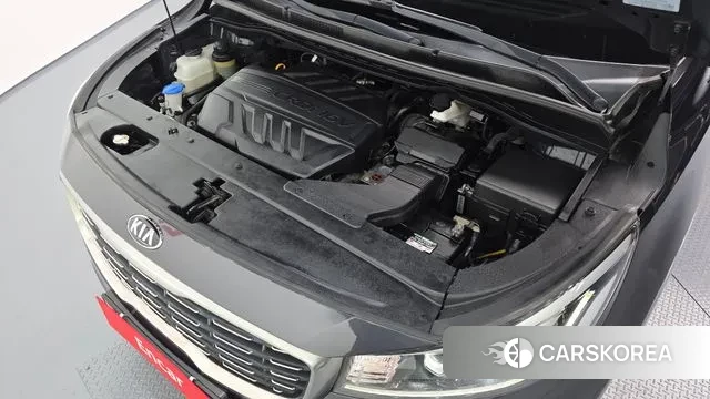 Kia The New Carnival id 3469917 из Кореи 16