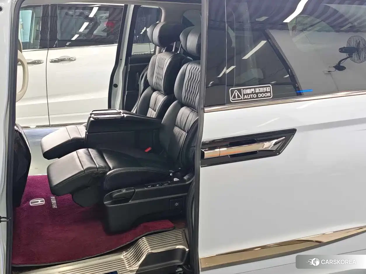 Honda Elysion id 4681188 из Китая 20