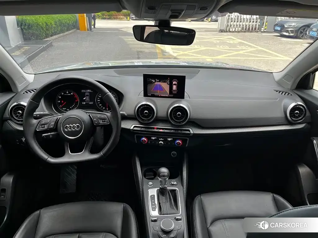 Audi Q2L id 4583623 из Китая 18