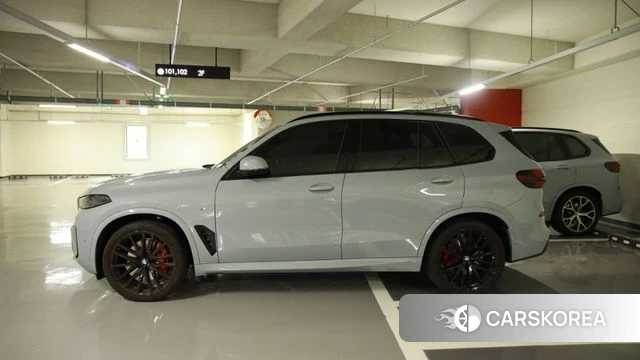 BMW X5 (G05) 2026 Цвет галактики из Кореи, фото 6