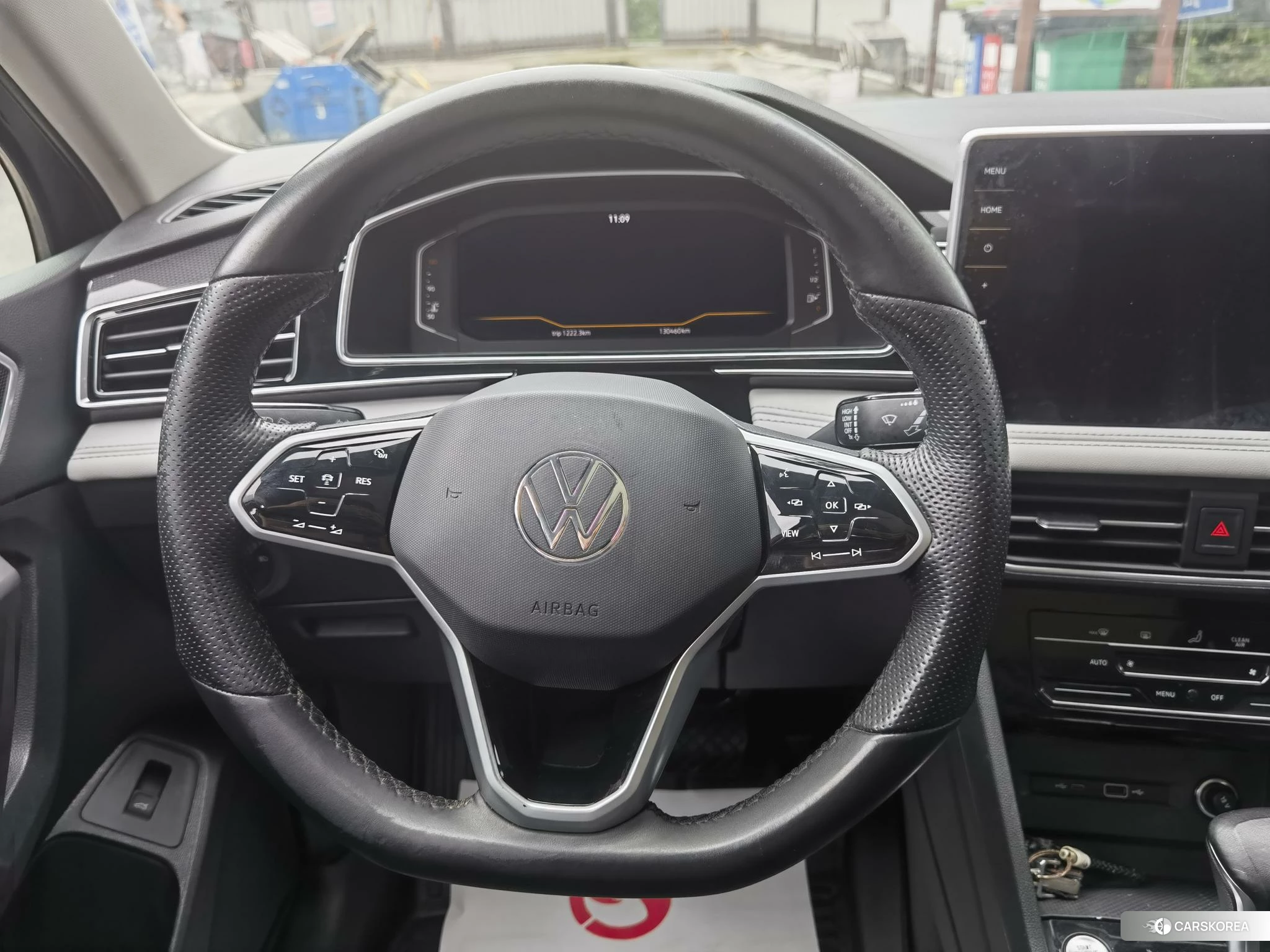 Volkswagen Tiguan L id 4512526 из Китая 9