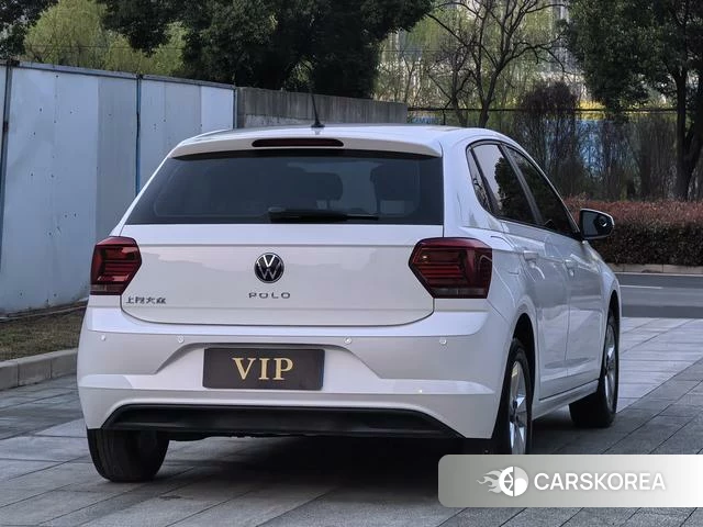 Volkswagen Polo id 4261475 из Китая 11