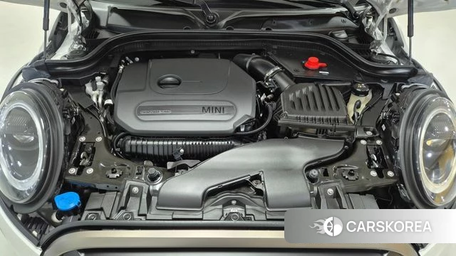 Mini Cooper S id 4715647 из Кореи 16
