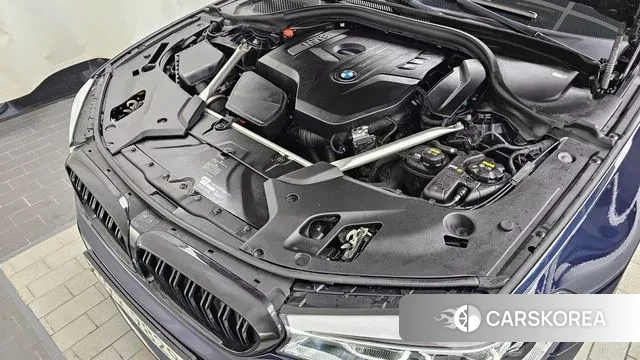 BMW 5 Series (G30) id 3526324 из Кореи 16