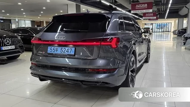 Audi e-Tron id 3705777 из Кореи 16