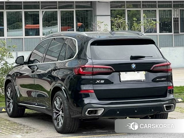BMW X5 id 4290894 из Китая 17