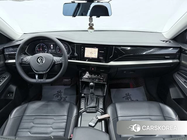 Volkswagen Passat PHEV id 4365850 из Китая 12