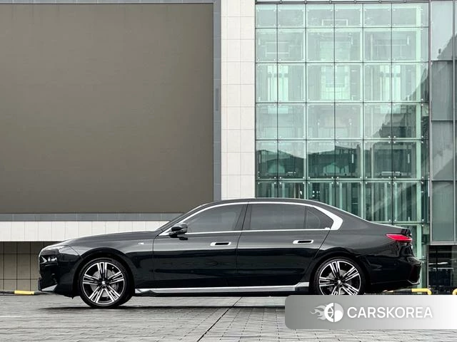 BMW 7 series id 4257964 из Китая 13