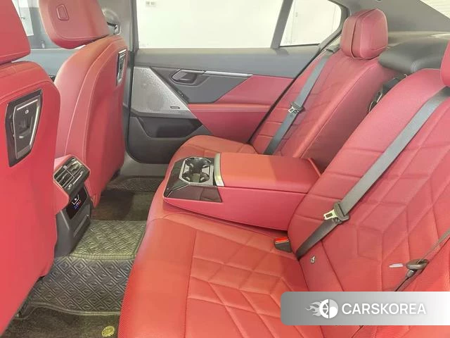 BMW 5 series id 4265106 из Китая 12
