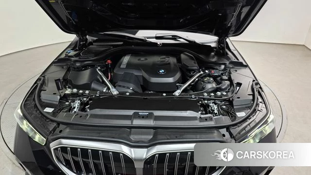 BMW 5 Series (G60) id 3891035 из Кореи 16