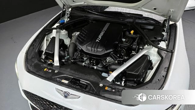 Genesis The New G70 id 3910381 из Кореи 16