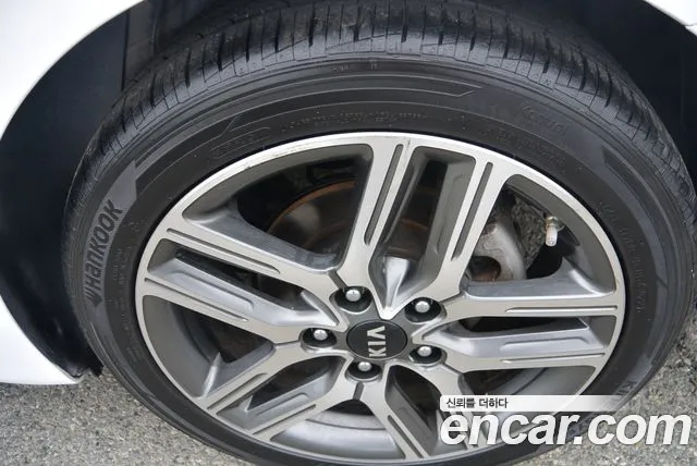 Kia Come New K3 id 2693161 из Кореи 13