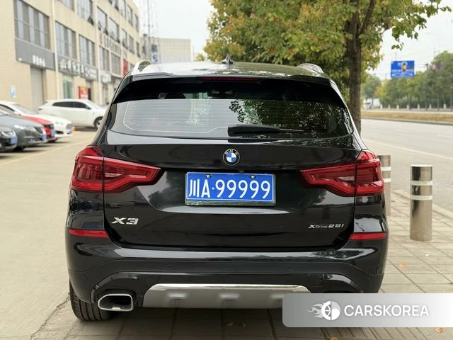 BMW X3 id 4307497 из Китая 17