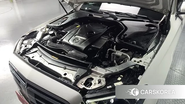 Mercedes-Benz E-Class W213 id 3621629 из Кореи 16