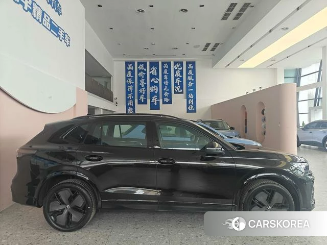 Volkswagen Tiguan L id 4274042 из Китая 15
