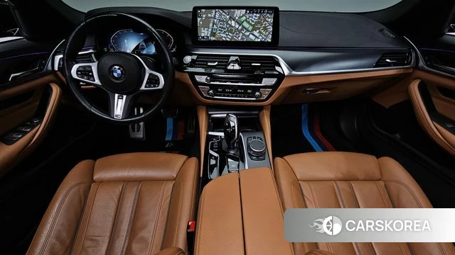 BMW 5 Series (G30) id 4409716 из Кореи 30