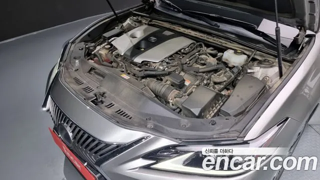 Lexus ES300h 7th generation id 2818881 из Кореи 16