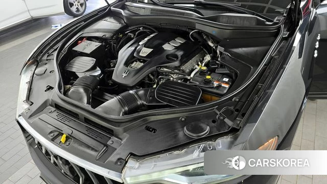 Maserati Levante id 3878986 из Кореи 16