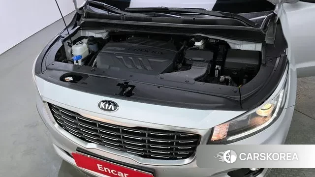 Kia The New Carnival id 3391185 из Кореи 16