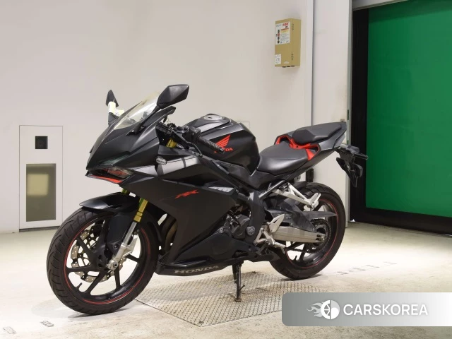 Проданный Honda CBR250RR ABS 2017 из Японии, фото 2