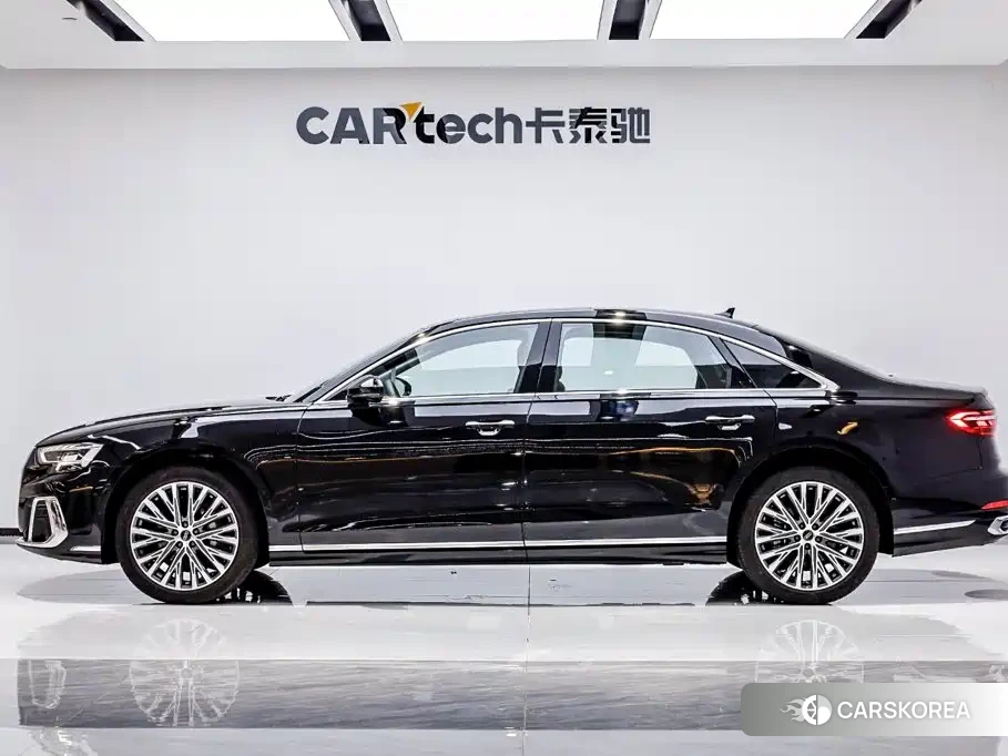 Audi A8 id 4659787 из Китая 34