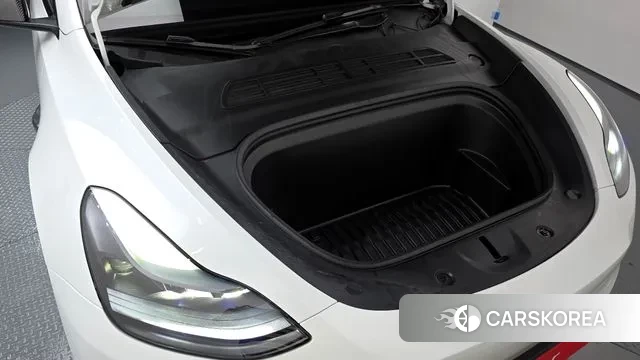 Tesla Model Y id 3629465 из Кореи 16